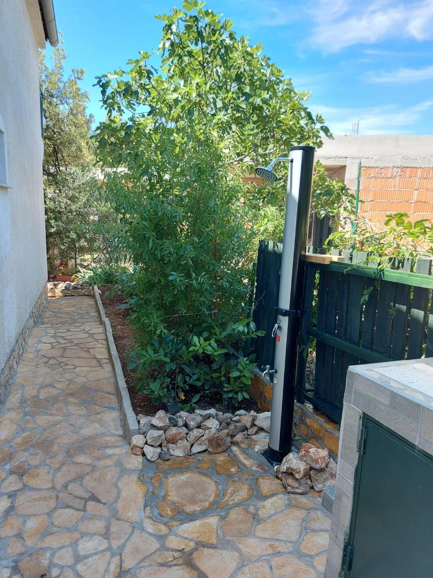 Apartman Alka Zaboric Exterior photo